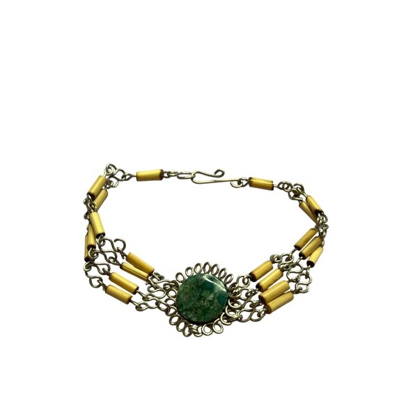 Silvertone Bamboo Green Stone Bracelet 6 inches Long - Picture 1 of 2